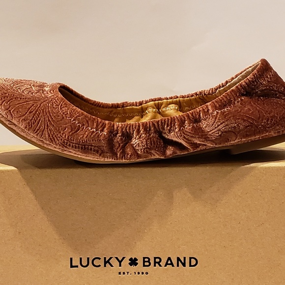 Lucky Brand Emmie Flats in Sable color - Picture 2 of 6